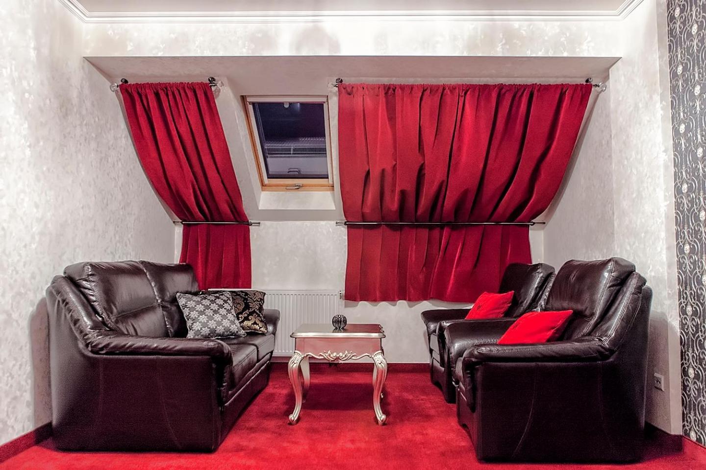 Hotel Lord Debica מראה חיצוני תמונה